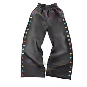 Venta caliente Chándal de diamantes de imitación con detalles brillantes Chándal de diamantes de imitación Traje de dos piezas Proveedor al por mayor - Product Image 3
