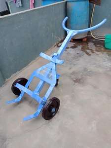 Chariot à fûts en acier robuste RUDRA RE-136 pour usage industriel, fûts en acier/HDPE de 200 L, diamètre maximal de 575 mm, hauteur de levage de 280 mm, PU - Product Image 3