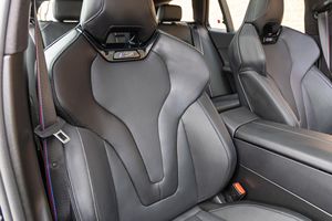 2026 M5 Touring Híbrido Enchufable V8 de 717 CV con Tracción Total, Paquete Ejecutivo, Volante a la Izquierda, Automático, Usado, Euro VI, 5 Asientos - Product Image 4