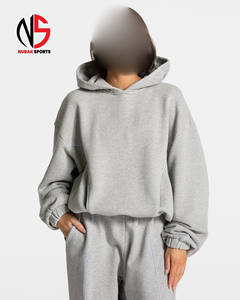 Conjunto Deportivo de Dos Piezas para Mujer, Color Gris Claro con Ribete, Talla Grande, Personalizable, Transpirable, Ropa Deportiva y Activa, Chándal para Mujer - Product Image 5