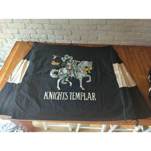 Bandera de Lujo Bordada a Mano con Hilo Dorado y Accesorio Magnético, Servicio Personalizado OEM - Product Image 2