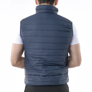 Veste sans manches matelassée pour homme avec tissu résistant à l'eau, design durable et options de logo personnalisé, vestes pour homme - Product Image 3
