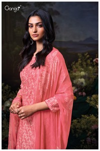 Salwar Kameez décontracté à la mode pour les femmes avec un design imprimé et un tissu respirant disponible au meilleur prix - Product Image 4