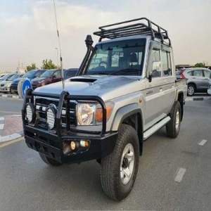 Landcruiser Pickup Turbo Diesel 4 cylindres 2020, boîte automatique d'occasion, intérieur clair, transmission intégrale, sièges en tissu, conduite à droite - Product Image 2