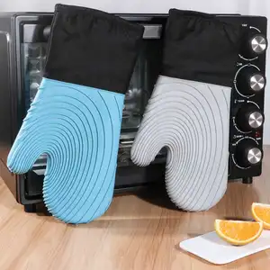 Guanto da forno personalizzato in Silicone morbido a coste all'ingrosso di piccole dimensioni Standard professionali di piccole dimensioni