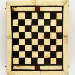 Nouveauté boîte d'échecs incrustée d'os en bois naturel faite à la main pièce d'échecs en pierre et jeu de société poli pour les enfants - Product Image 1