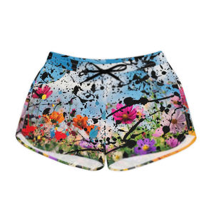 Short de fitness taille haute décontracté et confortable pour femmes, conception d'impression par sublimation avec fonction respirante et volants - Product Image 1