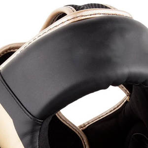 Venta al por mayor de alta calidad y totalmente personalizado Boxeo Head Guard Cuero PU Material Deportes Rugby Karate Casco de fútbol - Product Image 4