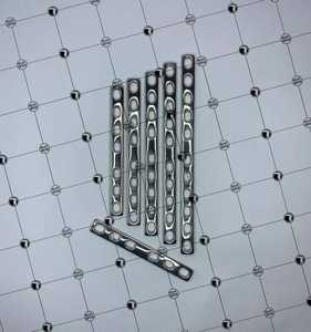 ชุดเครื่องมือฝังกระดูกออร์โธปดิกส์แบบแมนนวล สแตนเลส 316L รุ่น DCP Narrow Plate ขนาด 4.5 มม. (6 ถึง 14 รู) จำนวน 7 ชิ้น - Product Image 2