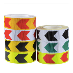 Pegatina reflectante <span class=keywords><strong>de</strong></span> camión con Flecha <span class=keywords><strong>de</strong></span> panal multicolor, tira <span class=keywords><strong>de</strong></span> cinta <span class=keywords><strong>de</strong></span> advertencia <span class=keywords><strong>de</strong></span> seguridad amarilla, roja y blanca para remolques <span class=keywords><strong>de</strong></span> automóviles - Product Image 3