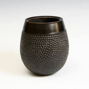 Aspecto llamativo, textura martillada, Color negro, recubierto de polvo, Metal florero de alta calidad, suministros de decoración para el hogar y el Hotel - Product Image 1