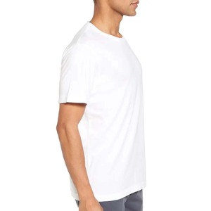 Camiseta holgada de manga corta con cuello redondo para hombre - Product Image 3