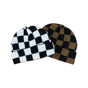 Bonnet d'hiver unisexe de haute qualité en tricot uni respirant imperméable pour le sport, le cyclisme, le ski, avec chaînes et strass pour l'extérieur - Product Image 1