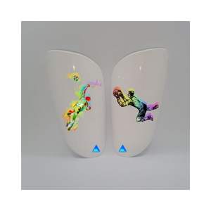 Figura de jugador de fútbol de alto nivel, estándares de espinilleras, equipo de protección masculino especialmente diseñado tipo 19 - Product Image 1