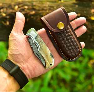 Couteaux pliants de poche en acier Damas de haute qualité, faits à la main, les plus vendus, forgés à la main, couteaux en acier personnalisés avec étui - Product Image 5