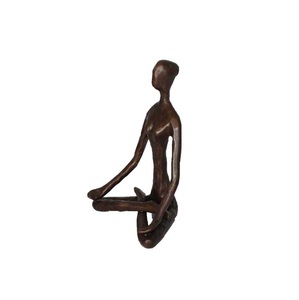 Escultura decorativa de alta calidad, escultura decorativa para el hogar, escultura de mesa multicolor a la venta. - Product Image 5