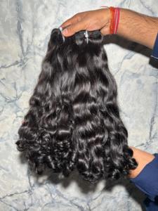 ผมต่อคุณภาพพรีเมียมจากผู้บริจาคคนเดียว 100% เรียงเส้นผมอย่างเป็นระเบียบ  แบบลอนเด้งดึ๋ง  ส่งตรงจากโรงงาน : ไม่ใช่แบบถาวร - Product Image 2