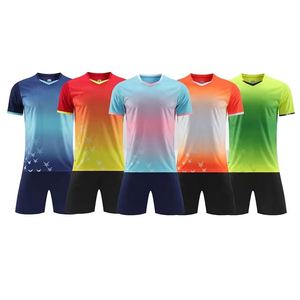 Maillot de football adulte à séchage rapide col en V maillot de football de l'équipe 100% Polyester respirant Logo personnalisé ensemble d'uniformes de football pour jeunes - Product Image 1