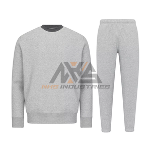 Conjunto de Sudadera con Capucha y Pantalones Deportivos Grises Unisex para Invierno |   Chándal Ecológico y Transpirable 100% Algodón |   Conjunto de 2 Piezas Hecho en Pakistán - Product Image 1