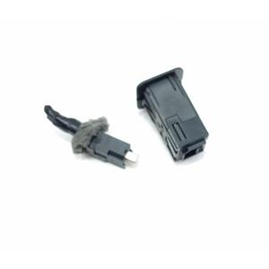 Puerto USB FIAT 500 Serie X 735722609 (15>) - Product Image 6