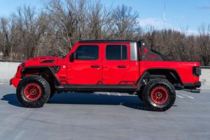 2020 Gladiator Sport 4x4 Low Mileage Sound Engine AUTOMATIC Transmission <b>Panoramic</b> roof LED lights Ready to Ship - Product Image 3