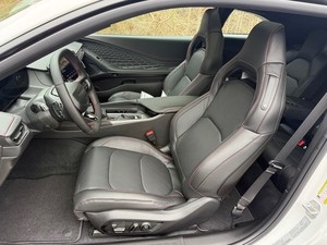 Magnifique Dodge Charger Scat Pack Plus 2025, 2 portes, transmission intégrale, boîte automatique Hurican - Product Image 4