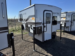 Cápsulas Espaciales Prefabricadas de Acero Inoxidable de Alta Calidad, Diseño Nuevo 2026, 45m, 6 Personas, Caravana Moderna Desplegable - Product Image 2