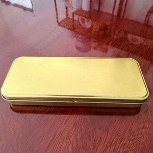 Venta al por mayor de lata de impresión personalizada embalaje cuadrado Rectangular en relieve pequeña bisagra de Metal caja de lata de menta de té con tapa - Product Image 3