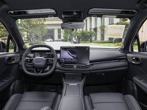 Sedán de Gasolina 2024 Listo para Enviar, 5 Puertas, 5 Asientos, Automático, Asientos de Cuero, Techo Panorámico, Cámara Trasera de 360°, Auto Usado - Product Image 4