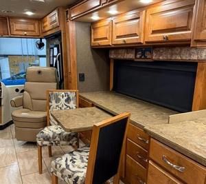 Meilleure performance d'hébergement 2017 : T-I-F-F-I-N RV A-L-L-E-G-R-O BREEZE 31BR disponible à la vente - Product Image 5