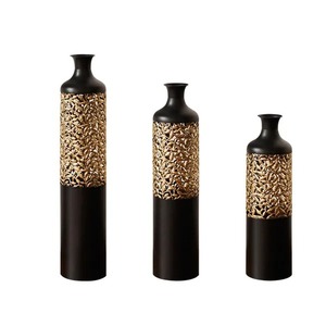 Modernos Jarrones Cilíndricos de Acero Inoxidable con Recubrimiento de Esmalte Brillante - Decoración de Lujo para el Hogar y la Mesa, Colores y Tamaños Personalizables, Ecológicos - Product Image 1