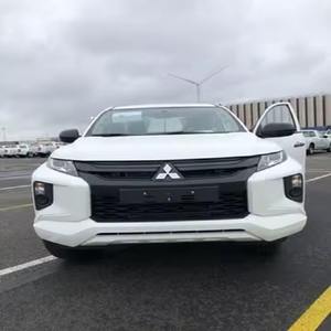 Mitsubishi L200 GL Doble Cabina 2023 USADA, Diésel 2.5L, 5-MT - Product Image 3