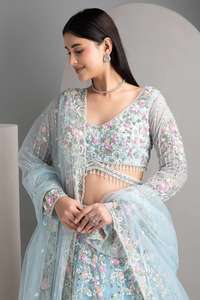 Paillettes brodées en soie d'organza lourd élégant de qualité supérieure Lehenga Choli indien pakistanais avec Cancan et toile Patta - Product Image 5