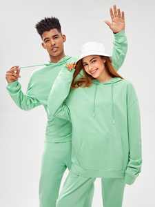 Nuevo y elegante chándal deportivo con logotipo personalizado, Tops cortos, sudaderas con capucha y chándal para correr, conjunto de 2 piezas, chándales deportivos para mujer - Product Image 4