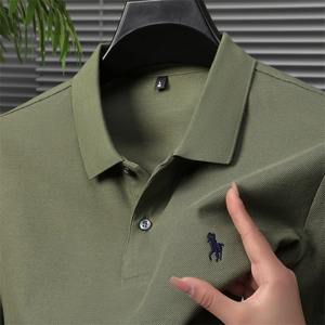 Polo à manches courtes pour homme de haute qualité 2024, tissu tricoté à la main avec motif uni imprimé personnalisé, techniques de broderie - Product Image 2