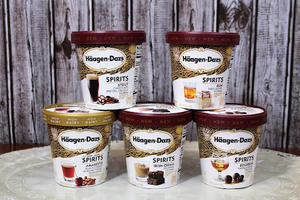 Crème glacée à la fraise Ha-agen-Dazs, saveur naturelle de fraise, crémeuse et riche, pot de 500 ml - Product Image 6