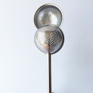 Chất Lượng Cao Xách Tay Thép Không Gỉ Trà Bóng Lọc Thân Thiện Với Môi Đẩy Phong Cách Lọc Nắp Loại-Kinh Doanh Thân Thiện Với Bạc Muỗng - Product Image 4