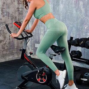 Conjunto de yoga sólido ligero para mujer con cintura elástica y logotipo frontal-Ropa de gimnasio de entrenamiento - Product Image 4