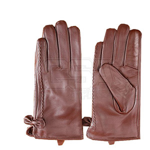 ถุงมือแต่งตัวหนังนุ่มน้ำหนักเบาทำจากวัสดุที่ดีที่สุด - Product Image 1