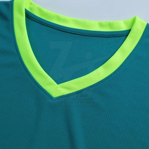 Dernier modèle Uniformes de sublimation pour vêtements de sport Impression personnalisée Uniforme de sublimation couleur unie - Product Image 3
