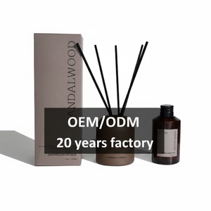 موزع قصب فاخر للسوائل العطرية خالٍ من الكحول 150 مل بشعار مخصص للفنادق - Product Image 2