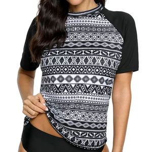Camiseta deportiva de ocio informal de verano para mujer personalizada de alta calidad con cuello estampado y logotipo bordado, camisetas para mujer - Product Image 2