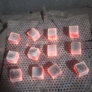 La Elección de los Entusiastas de la Shisha: Briquetas de Carbón de Coco de Alta Calidad, confiadas por los compradores de carbón - Product Image 1