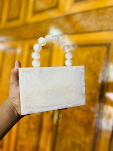 Monedero de resina de diseño moderno con piedra preciosa y decoración de cadena Bolso de mano de resina creativo mejor para eventos de bodas y fiestas - Product Image 2