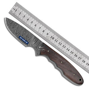 Cuchillo de caza personalizable hecho a mano, hoja de acero de Damasco, mango de madera de nogal exótico, Funda de cuero en relieve, grabado láser HRC - Product Image 2