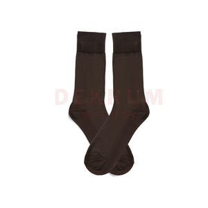 Chaussettes de haute qualité au design personnalisé Chaussettes légères et de qualité supérieure pour hommes en stock - Product Image 3