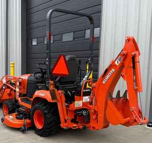 รถแทรกเตอร์ Kubota BX23S 23 แรงม้า ขับเคลื่อน 4 ล้อ รุ่นขายดี พร้อมแท่นตัดหญ้า 60 นิ้ว เครื่องยนต์ดีเซล รถแทรกเตอร์อเนกประสงค์ - Product Image 2