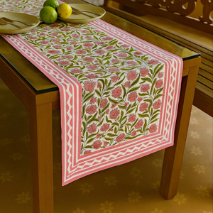 Chemin de Table en Toile de Coton Imprimé, Décor de Lit - Product Image 1