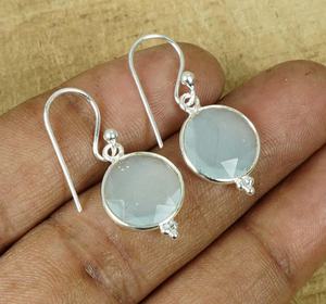 Pendientes de Plata de Ley con Calcedonia Aqua, Piedra de Nacimiento de Marzo, Joyería de Piedras Preciosas Hecha a Mano para Mujer, Regalo - Product Image 4