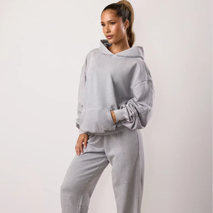 Sweat-shirt à capuche unisexe surdimensionné gris - Pull en molleton lourd - Coupe décontractée - Vêtement de rue d'hiver - Pull écologique - Product Image 1